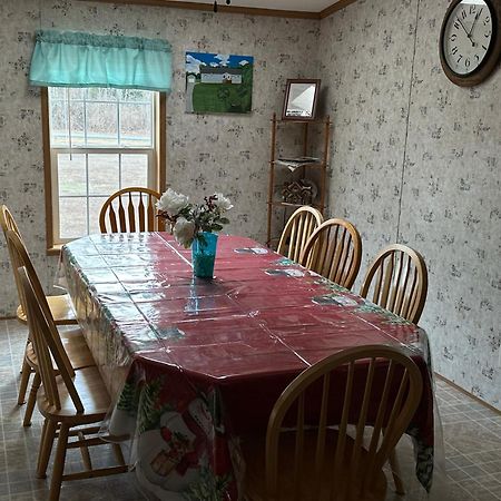 Spacious Cozy Getaway ! King Bed, Game Room, Out Door Patio Cairo Bagian luar foto